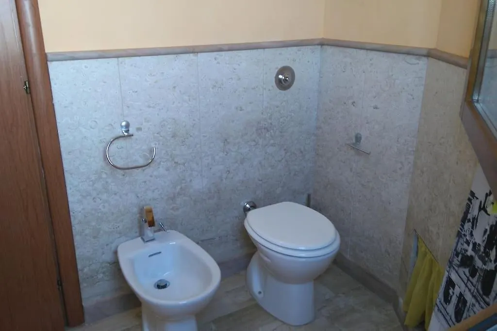 אולמדו Open Space Da Luca E Laura,A 7 Minuti Da Alghero. 0*,